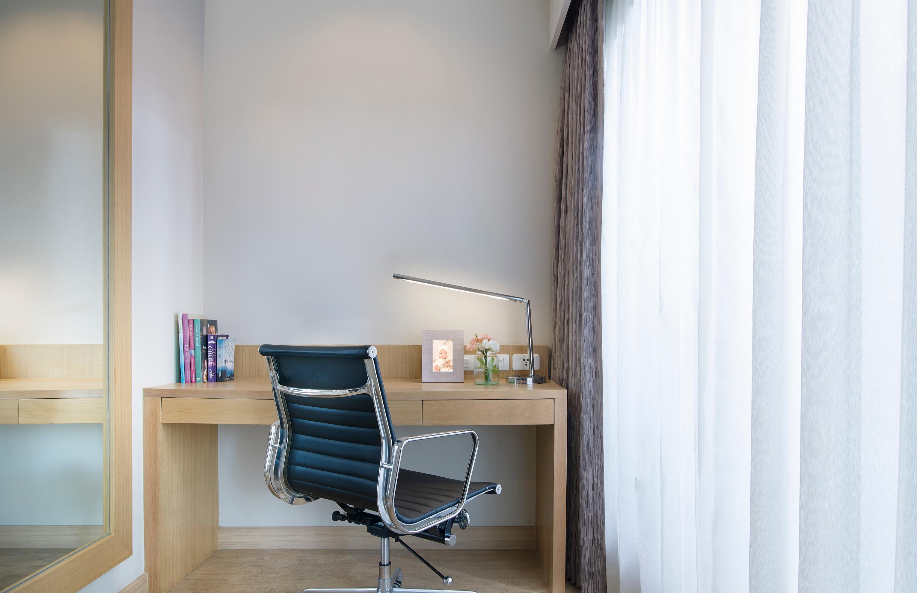 Khách sạn Shama Lakeview Asoke 4*